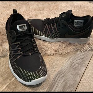 Sold!! Nike Free Tr 7 MTLC Last One!